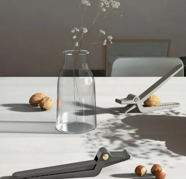 Alessi Küchenutensilien^Sweetheart Nussknacker, Aluminium