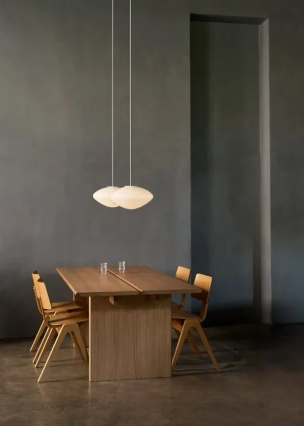 GUBI Tische-&Tradition Ita OS1 Esstisch, 200 x 95 cm, Eiche