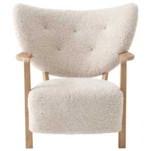 &Tradition Sitzgelegenheiten-&Tradition Wulff ATD2 Loungesessel, Moonlight-Schaffell - Eiche