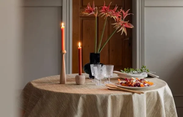 Audo Copenhagen Kerzen Und Kerzenhalter-applicata Lily Kerzenhalter, Eiche