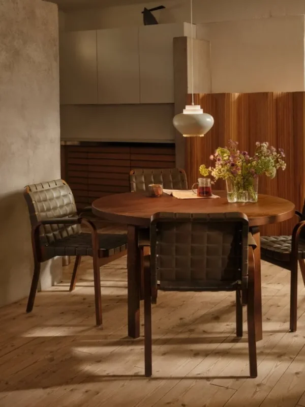 Artek Sitzgelegenheiten-Aalto Armchair 45, Nussbaum - olivgrünes Steppleder