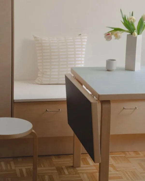 Muuto Sitzgelegenheiten-Artek Aalto Hocker 60, weißes Laminat