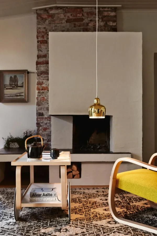 Nuura Deckenleuchten-Artek Aalto Pendelleuchte A330S „Golden Bell“, Messing