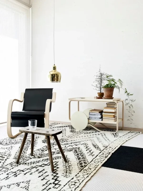 Nuura Deckenleuchten-Artek Aalto Pendelleuchte A330S „Golden Bell“, Messing