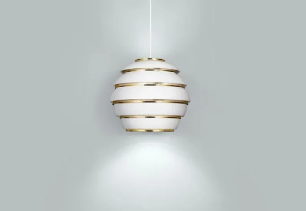 Artek Deckenleuchten-Aalto Pendelleuchte A331 „Beehive“, weiß/ Messing