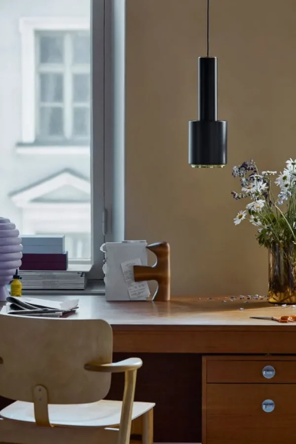 Muuto Deckenleuchten-Artek Aalto Pendelleuchte A110 „Hand Grenade“, schwarz