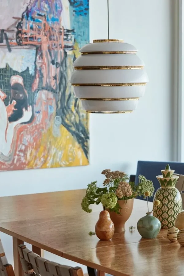 Artek Deckenleuchten-Aalto Pendelleuchte A331 „Beehive“, weiß/ Messing
