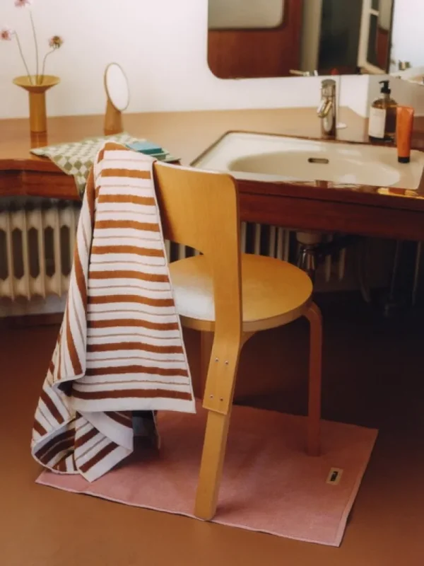 GUBI Sitzgelegenheiten-Artek Aalto Stuhl 65, Birke