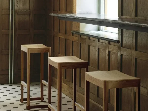 Nikari Sitzgelegenheiten-Artek Atelier Barhocker, 75 cm, Dunkelrot