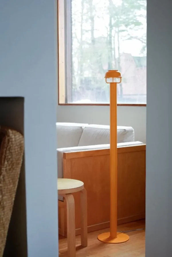 Marset Stehleuchten-Artek Kori Stehleuchte, Orange