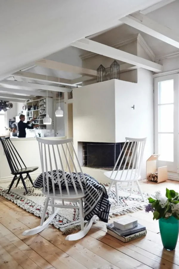 Knoll Sitzgelegenheiten-Artek Mademoiselle Schaukelstuhl, weiß