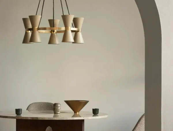 Tom Dixon Deckenleuchten-Audo Copenhagen Collector Kronleuchter 5, Cremeweiß