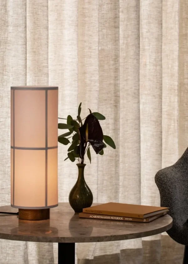 Audo Copenhagen Tische-Harbour Column Esstisch, 60 cm, schwarzer Sockel – Estremoz Marm