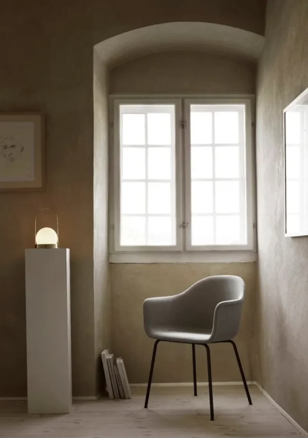 Audo Copenhagen Tischlampen | Tragbare Lampen-LED-Tischleuchte Carrie, gebürstetes Messing