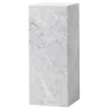 Audo Copenhagen Tische-Plinth Pedestal Säule, weißer Carrara-Marmor