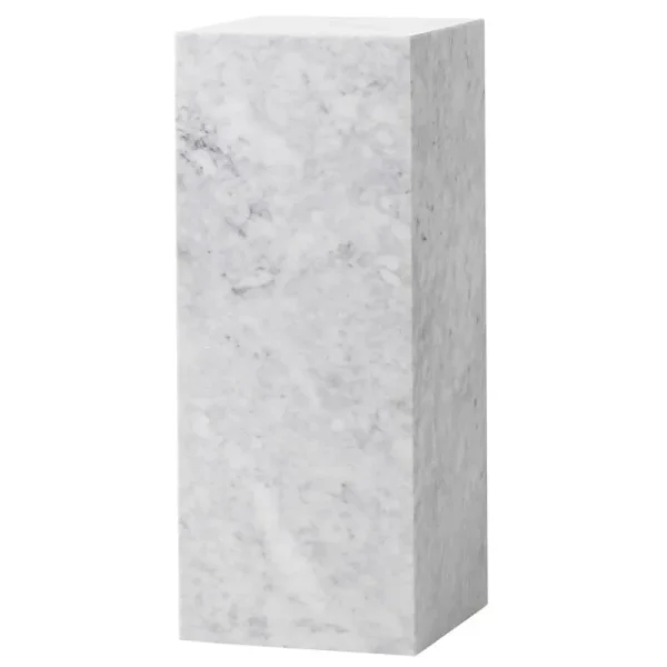 Audo Copenhagen Tische-Plinth Pedestal Säule, weißer Carrara-Marmor