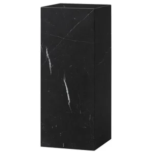 Audo Copenhagen Tische-Plinth Pedestal Säule, schwarzer Marquina-Marmor