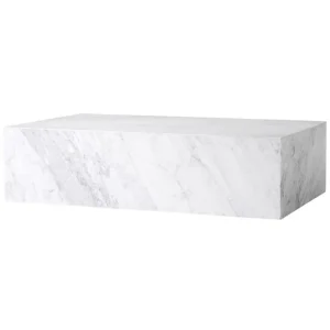 Audo Copenhagen Tische-Plinth Tisch, niedrig, weißer Carrara Marmor