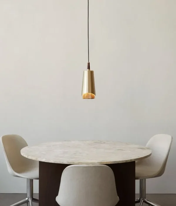 GUBI Deckenleuchten-Audo Copenhagen Umanoff Pendelleuchte, Messing – Nussbaum