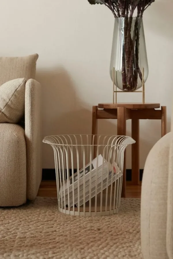 Audo Copenhagen Vasen-Vase Échasse, groß, rauchgrau