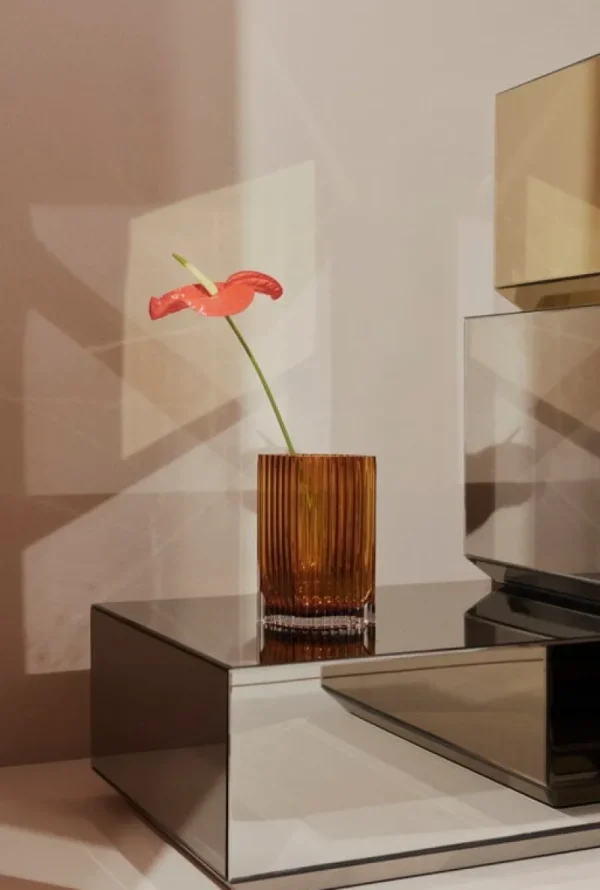 Klong Vasen-AYTM Folium Vase, L, Bernsteingelb