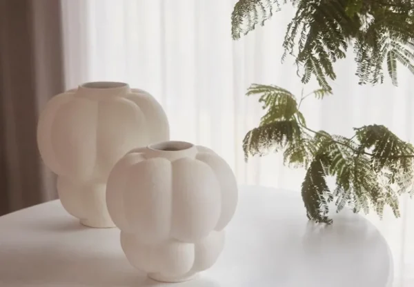 AYTM Vasen-Uva Vase, 22 cm, Cremefarben