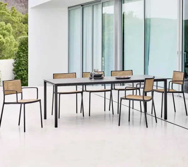 Cane-line Terrassenmöbel^Less Sessel, stapelbar, Grau - Französisches Geflecht Natur