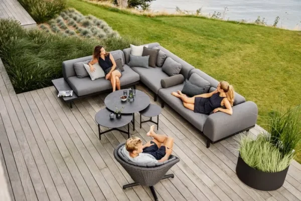 Cane-line Terrassenmöbel | Tische^Twist Couchtisch, Durchmesser: 90 cm, Lavagrau – Fossilschwarz