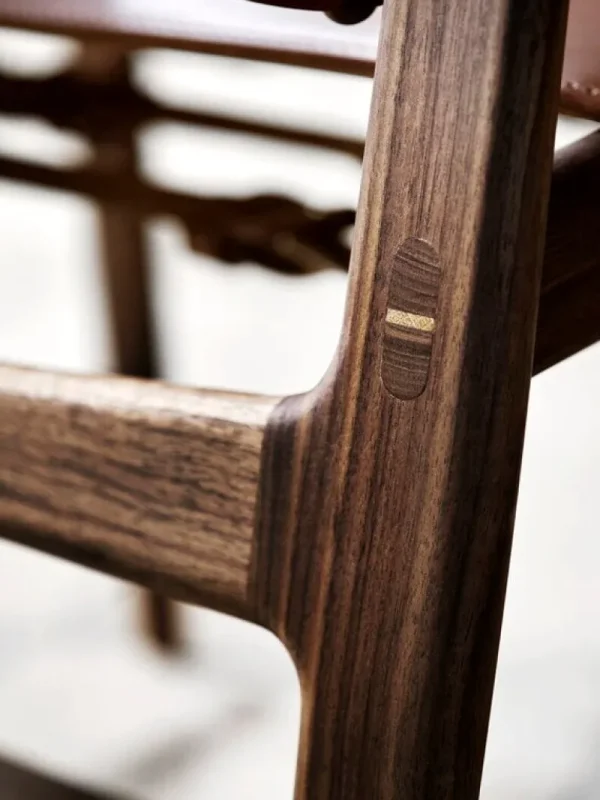 Normann Copenhagen Sitzgelegenheiten-Carl Hansen & Søn BM1106 Huntsman Stuhl, Walnuss geölt - schwarzes Leder - Messing