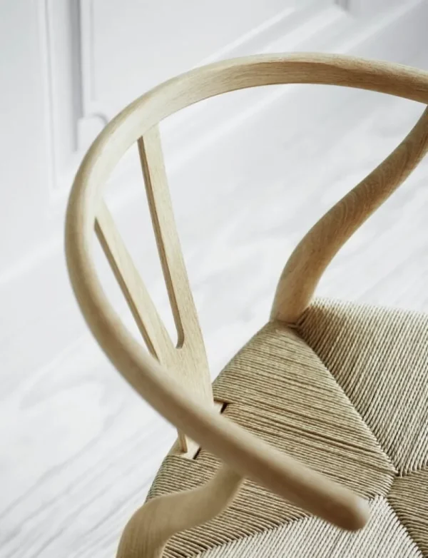 Muuto Sitzgelegenheiten-Carl Hansen & Søn CH24 Wishbone Stuhl, Eiche geseift - Naturkordel