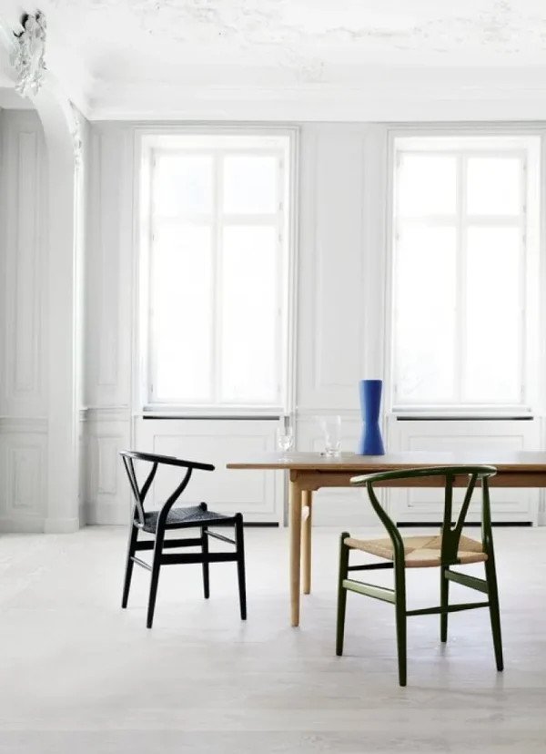 Audo Copenhagen Sitzgelegenheiten-Carl Hansen & Søn CH24 Wishbone Stuhl, Buche schwarz - Kordel schwarz