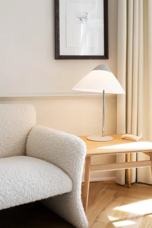 Audo Copenhagen Tischlampen-Carl Hansen & Søn Opala Midi Tischleuchte, Weiß