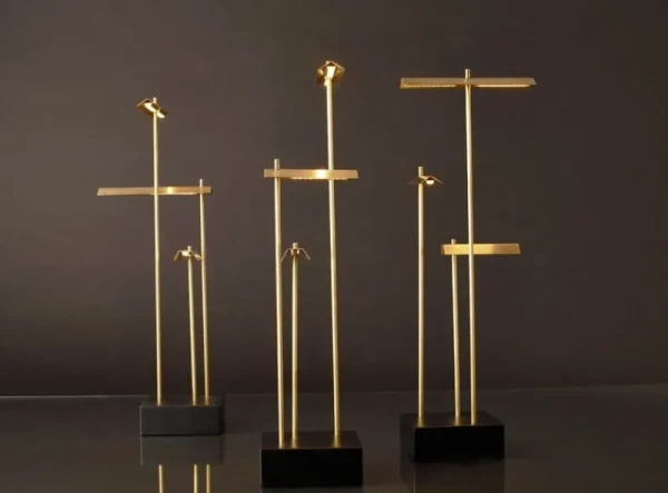 Audo Copenhagen Tischlampen-DCWéditions Knokke, kabellose Tischleuchte, Messing gebürstet
