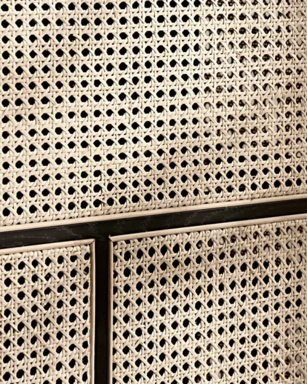 Pedestal Aufbewahrungsmöbel-Design House Stockholm Air Sideboard, niedrig, schwarz/Korbgeflecht