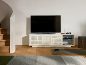 Pedestal Aufbewahrungsmöbel-Design House Stockholm Air Sideboard, niedrig, schwarz/Korbgeflecht