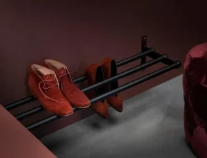Essem Design Garderoben Und Kleiderbügel^Nostalgi Hutablage/Schuhregal, 100 cm, Eiche schwarz gebeizt - S