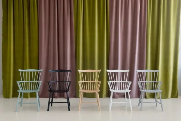 Vitra Sitzgelegenheiten-FDB Møbler Stuhl J52B, weiß