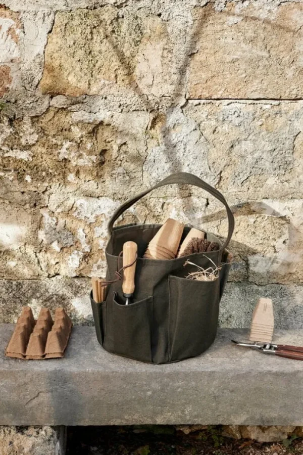 ferm LIVING Garten^Bark Garten-Eimertasche, Olivgrün