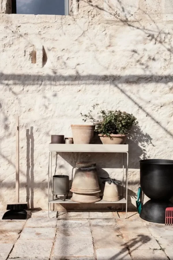 ferm LIVING Garten^Hourglass Topf, M, schwarz