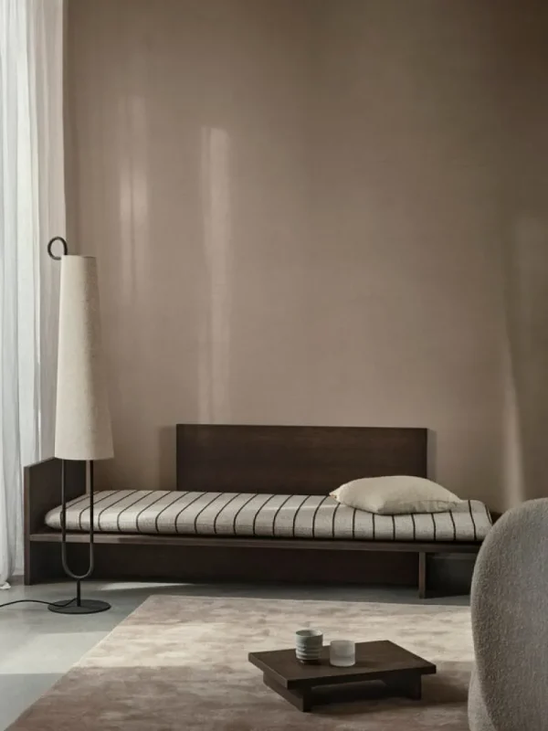 Muuto Tische-ferm LIVING Kona Tisch, niedrig, Eiche dunkel gebeizt