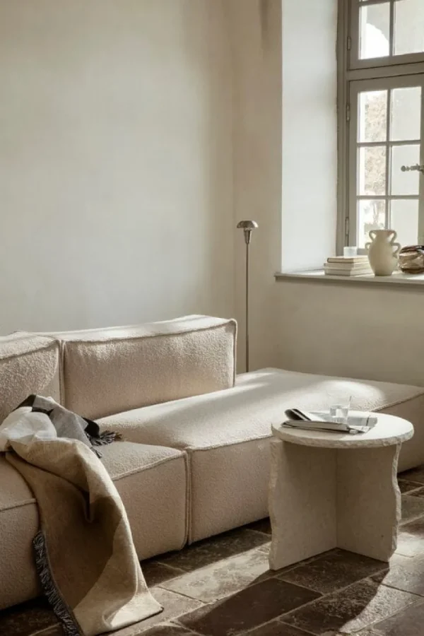 OX Denmarq Tische-ferm LIVING Mineral Sculptural Beistelltisch, Bianco Curia Marmor