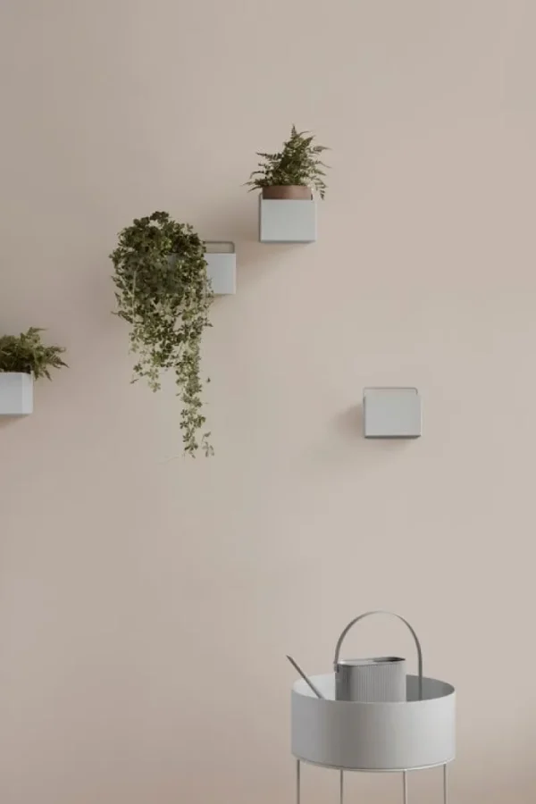 ferm LIVING Garten^Plant Box, rund, hellgrau