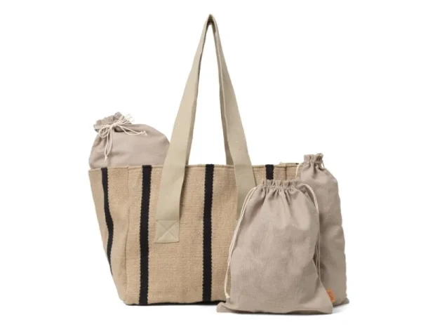 ferm LIVING Taschen^Yard Picknicktasche, Sand – Schwarz