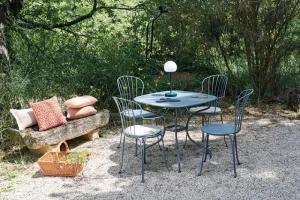 Fermob Terrassenmöbel^Opéra+ Armlehnstuhl, Dunkelblau