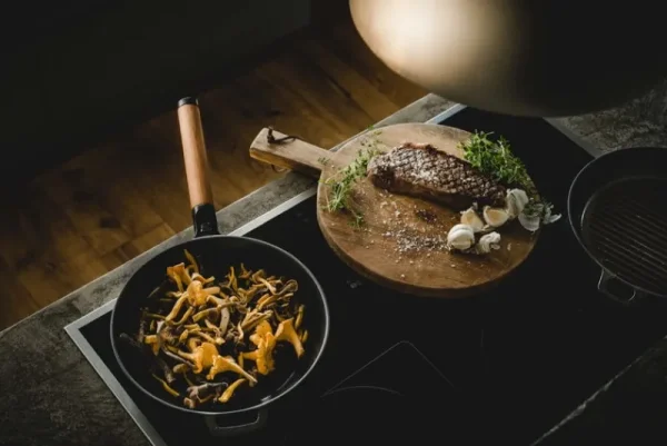 Fiskars Außenküche^Gusseisen-Bratpfanne Norden, 26 cm