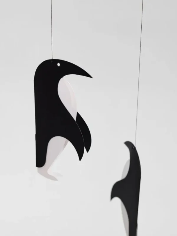 Normann Copenhagen Dekorationsgegenstände-Flensted Mobiles Penguin Talk Mobile