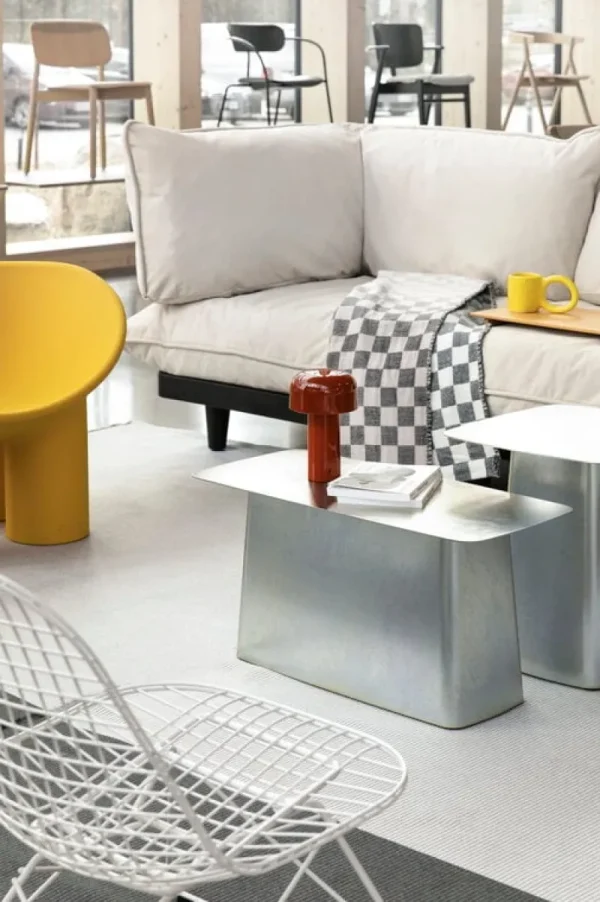 Vitra Tischlampen | Tragbare Lampen-Flos Bellhop Tischleuchte, ziegelrot
