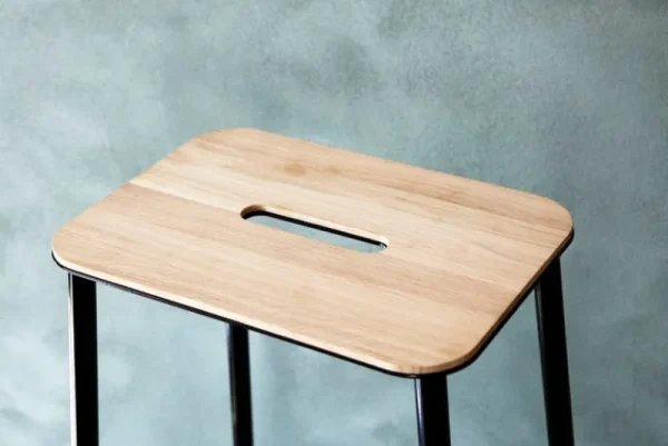 Fredericia Sitzgelegenheiten-Frama Hocker Adam, 76 cm, Eiche – mattschwarz