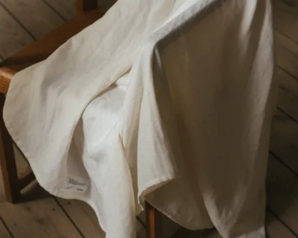 Frama Badezimmertextilien^Light Towel Badehandtuch, Gebrochenes Weiß