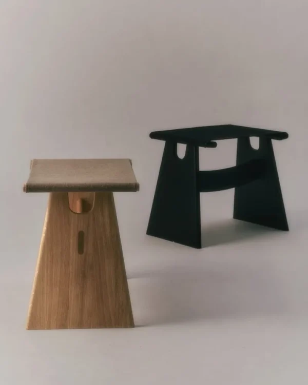 Fritz Hansen Sitzgelegenheiten-Fredericia Seto Hocker, Eiche schwarz lackiert - schwarzes Canvas